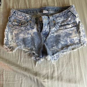 TRUE RELIGION SHORTS